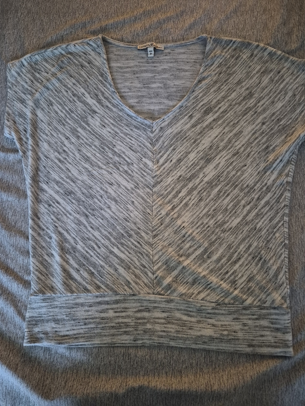 Express Heather Gray V-Neck Short Sleeve Top